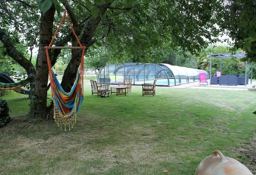 צימר Aux Agapanthes