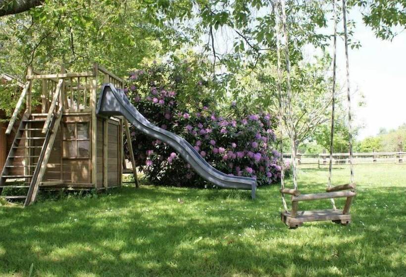 ベッドアンドブレックファースト Aux Agapanthes