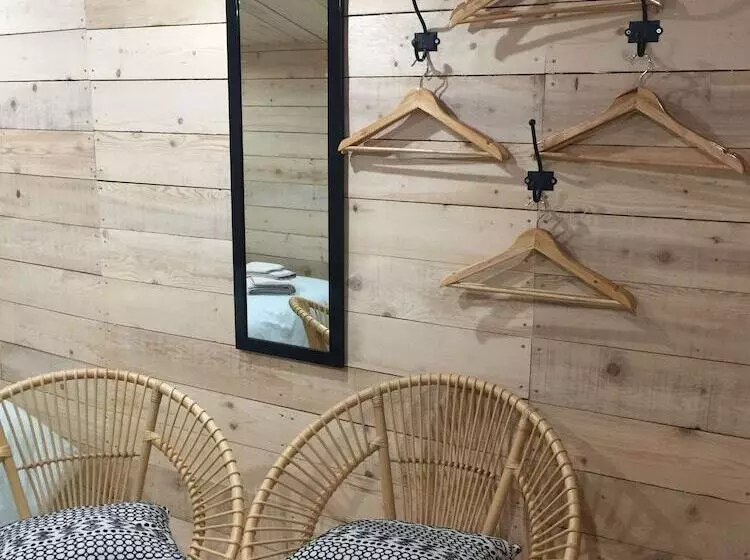 ベッドアンドブレックファースト Chambres D’hôtes La Voûte