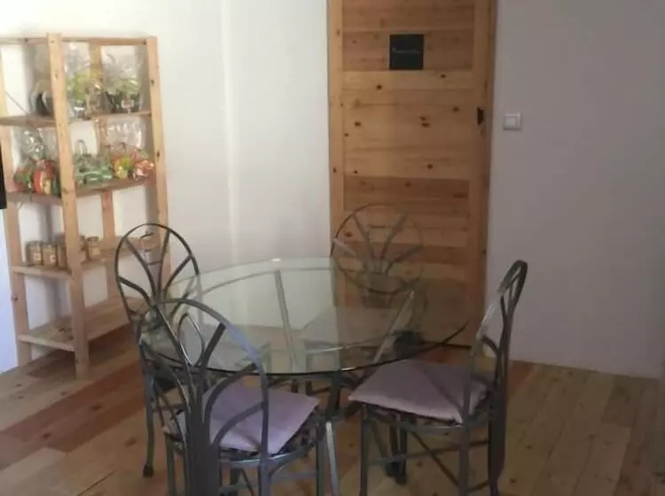 ベッドアンドブレックファースト Chambres D’hôtes La Voûte