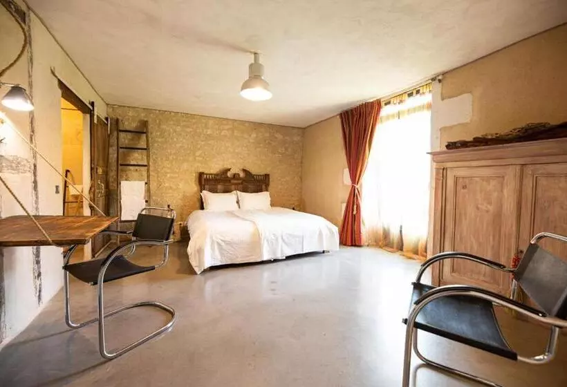 Aamiaismajoitus (B&B) Domaine De Chantemerle B Nb