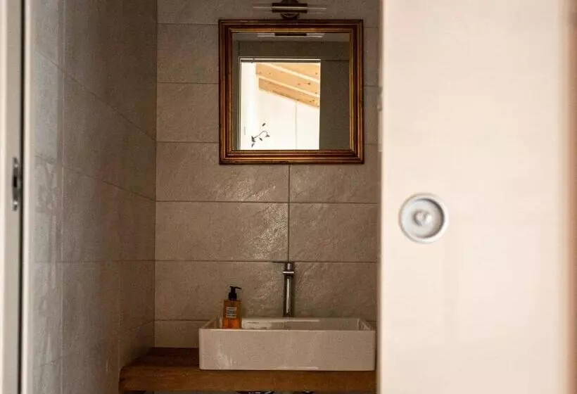 Aamiaismajoitus (B&B) Foresteria Stazzona