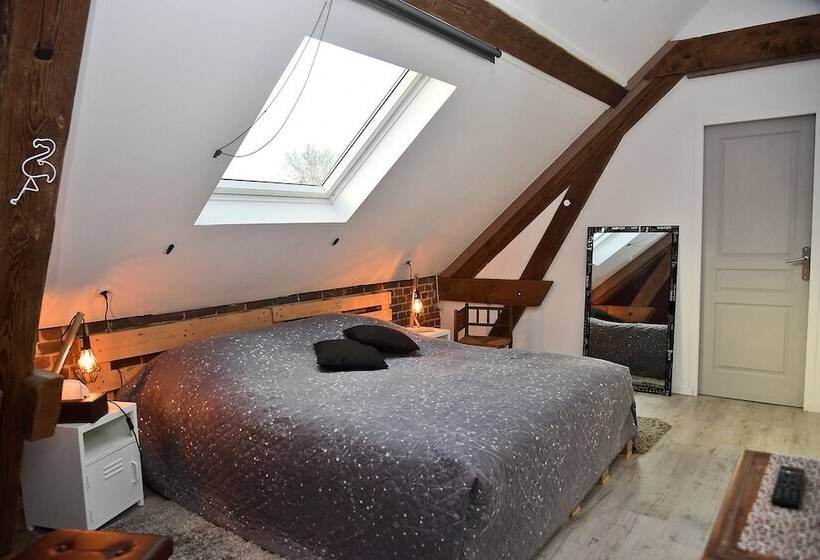 住宿加早餐  Les Colombines