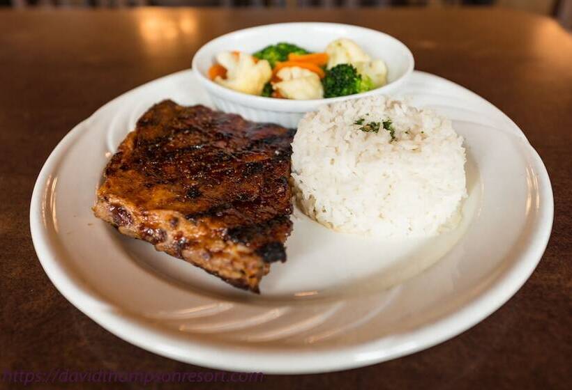 Szálloda David Thompson Resort