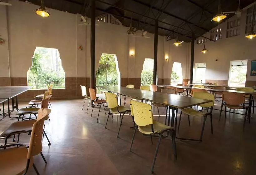 ホテル Satya Resort By Oyo Rooms