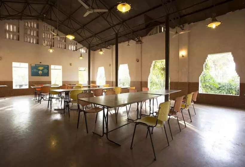 ホテル Satya Resort By Oyo Rooms