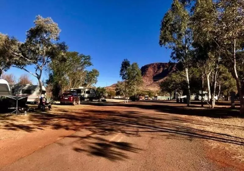 ホテル Tom Price Tourist Park