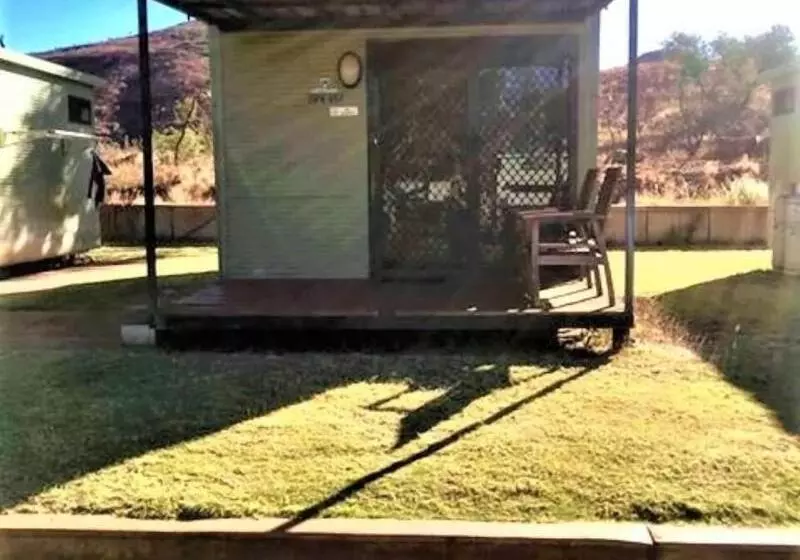 ホテル Tom Price Tourist Park