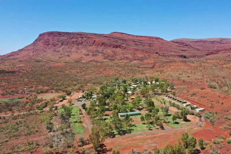 ホテル Tom Price Tourist Park