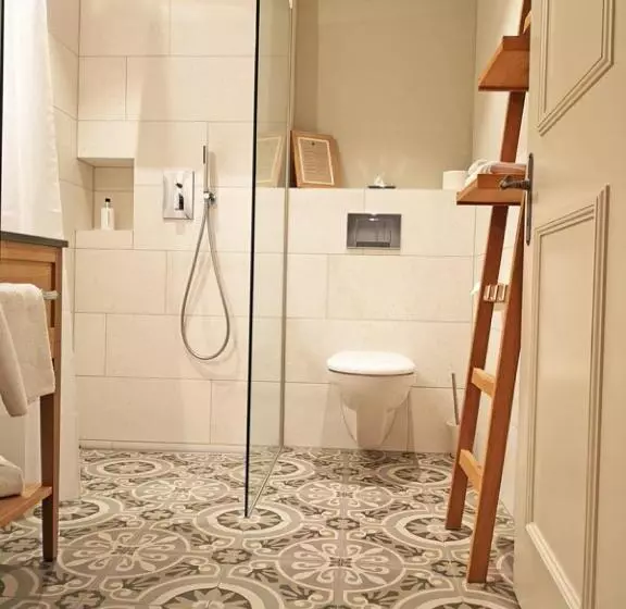 Majatalo Gasthaus Zum Bauernhof