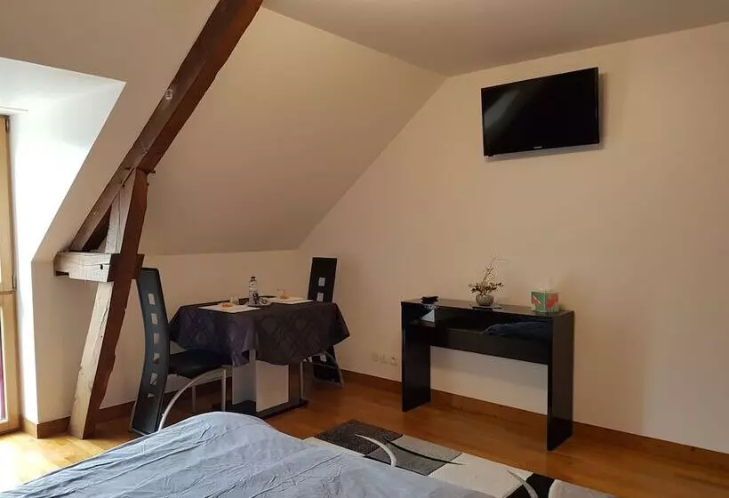 Majatalo Le Pont Sée