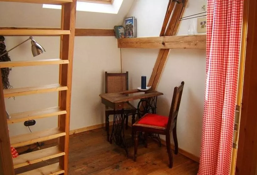 Aamiaismajoitus (B&B) Biopension Kirschenfee