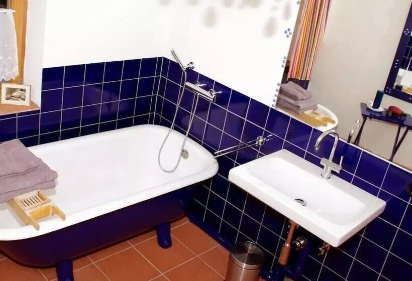 Aamiaismajoitus (B&B) Biopension Kirschenfee