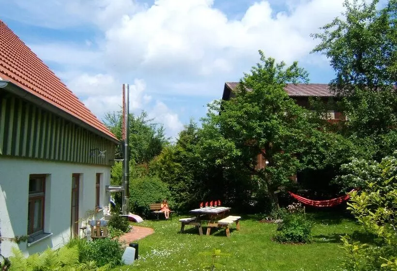 Aamiaismajoitus (B&B) Biopension Kirschenfee