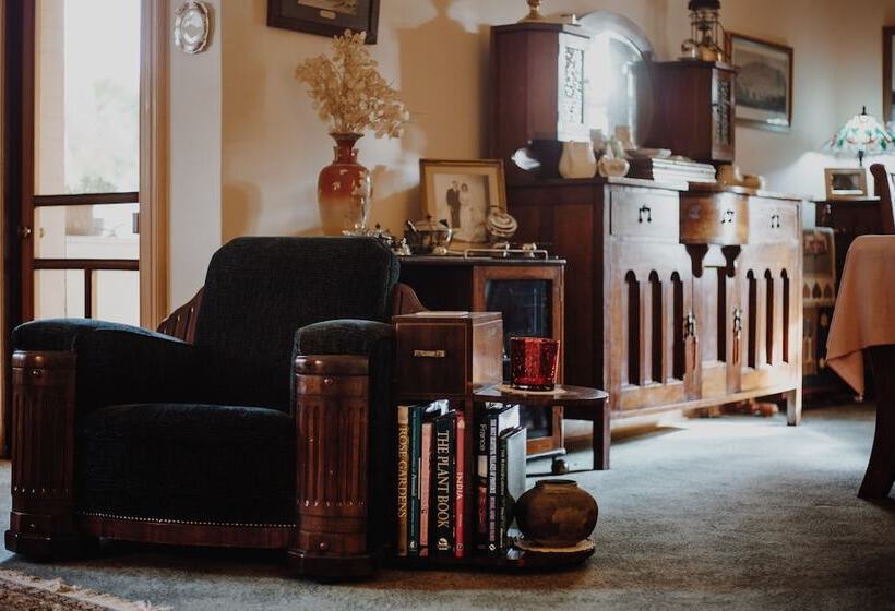 ベッドアンドブレックファースト Hamilton House