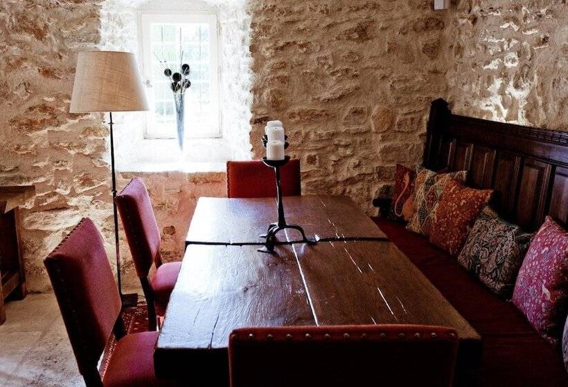 مبيت وإفطار La Verrière