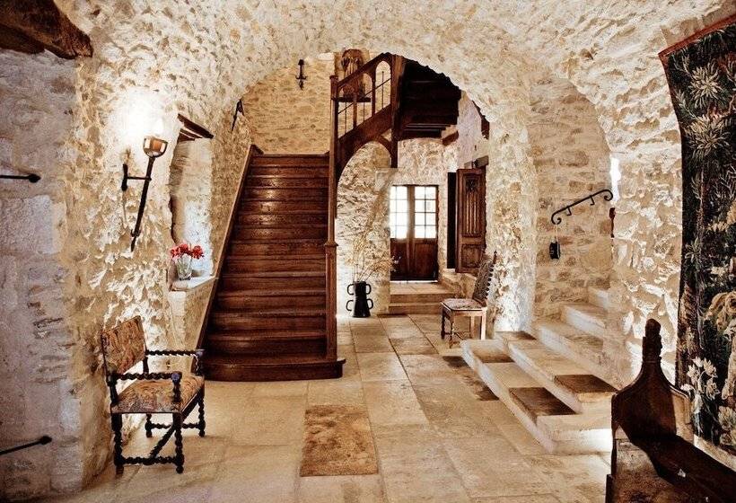 مبيت وإفطار La Verrière