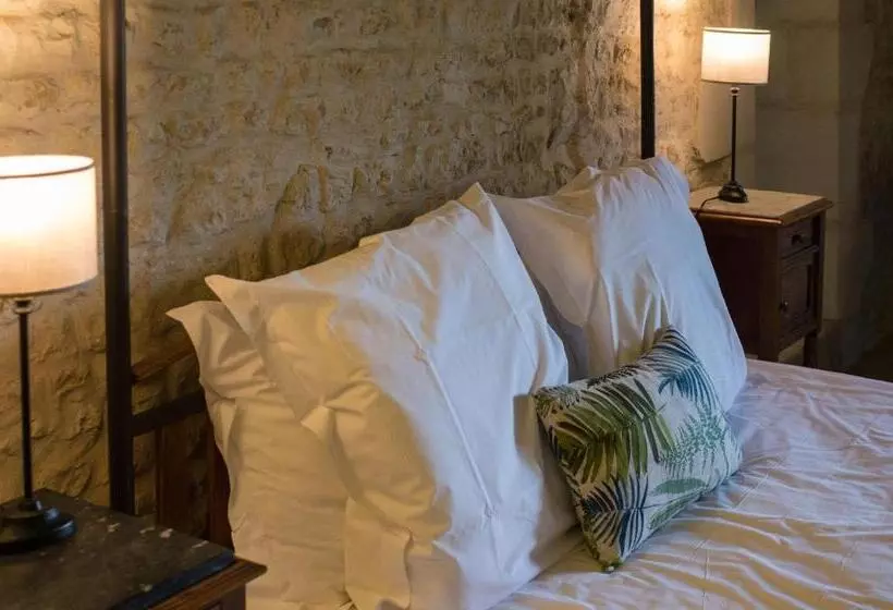 Aamiaismajoitus (B&B) Logis Saint Léonard