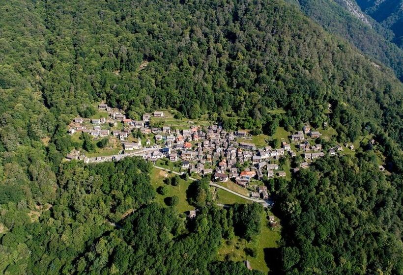 Hostal Ostello Val Grande