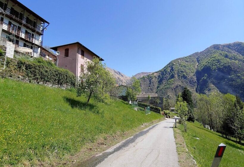 Hostal Ostello Val Grande