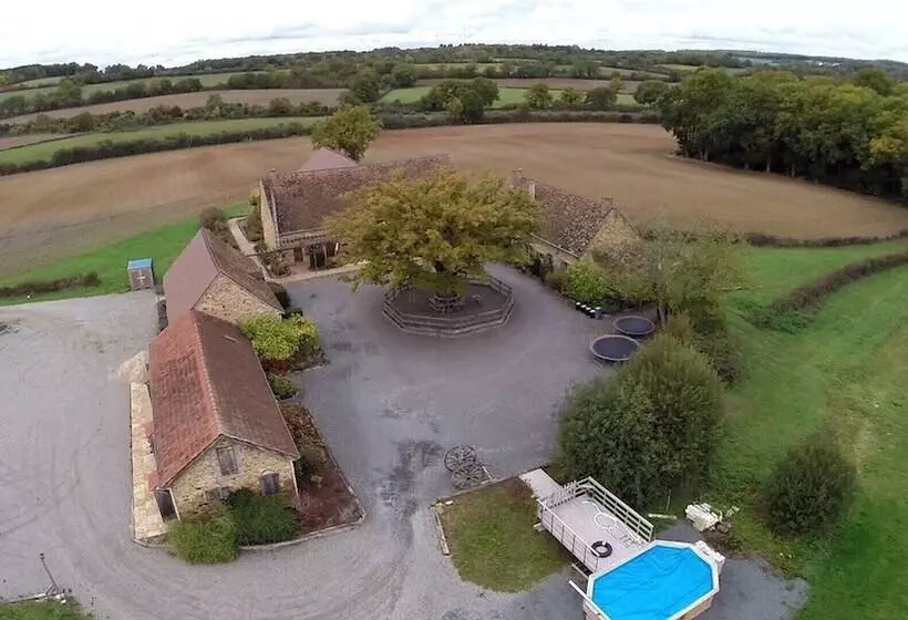 ホテル Domaine Bonneblond   Cabanes Perchées