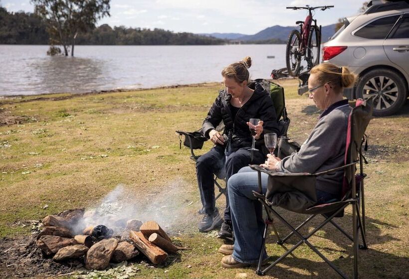 Отель Reflections Lake Burrendong Holiday Park