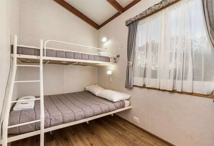 ホテル Reflections Lake Burrendong   Holiday Park