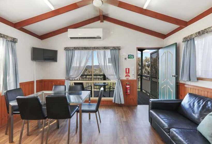 Отель Reflections Lake Burrendong Holiday Park