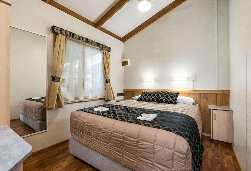 Отель Reflections Lake Burrendong Holiday Park