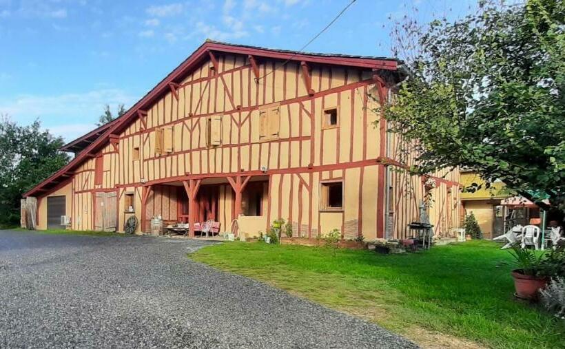 بنسيون Arie   Chez Joelle Et Michel