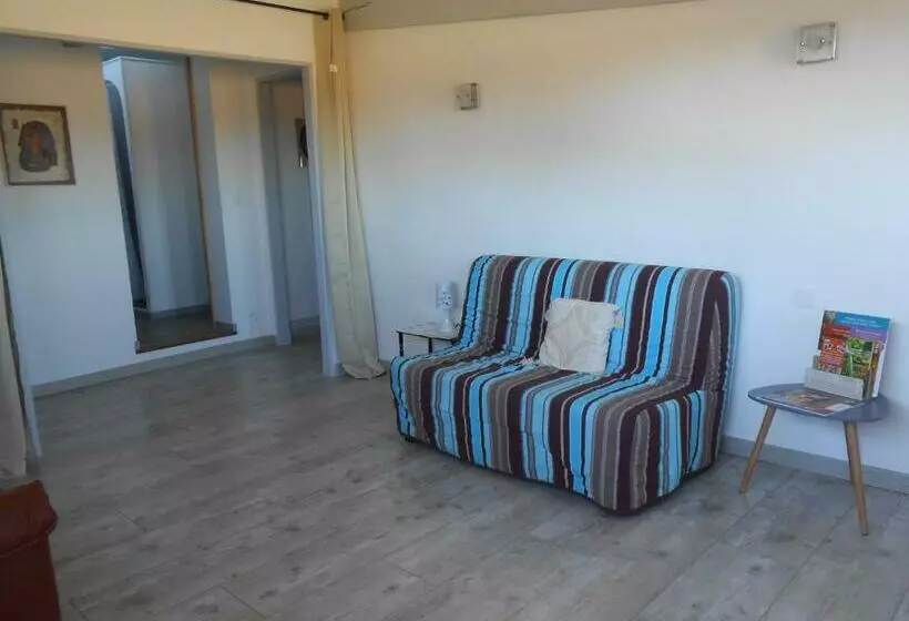 Majatalo Arie   Chez Joelle Et Michel