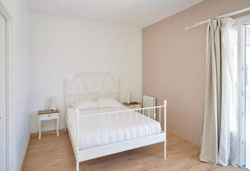 Majatalo Le Carré Saint Pierre