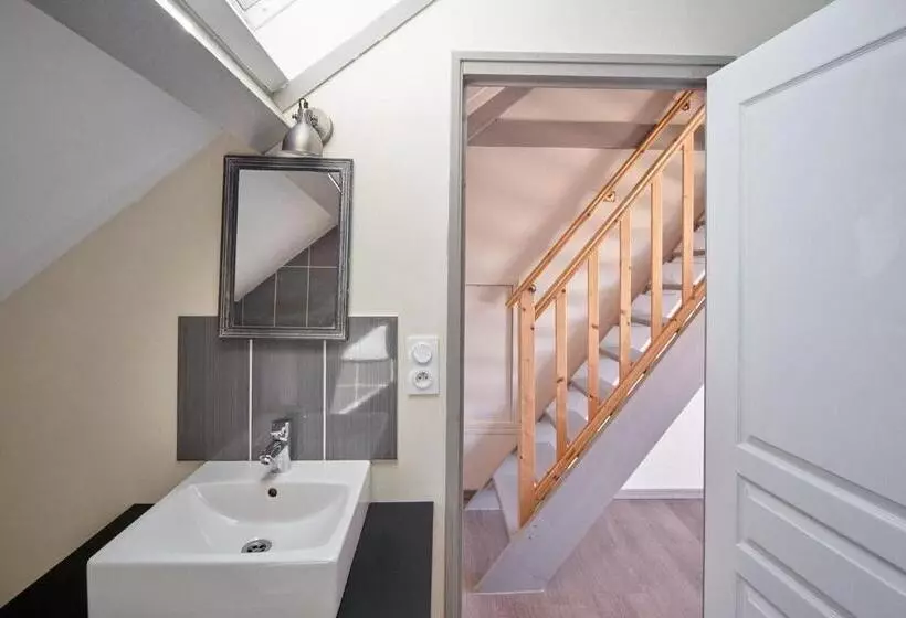 Majatalo Le Carré Saint Pierre