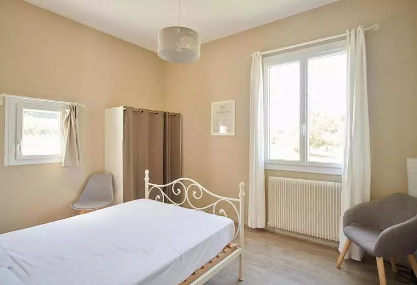 Majatalo Le Carré Saint Pierre