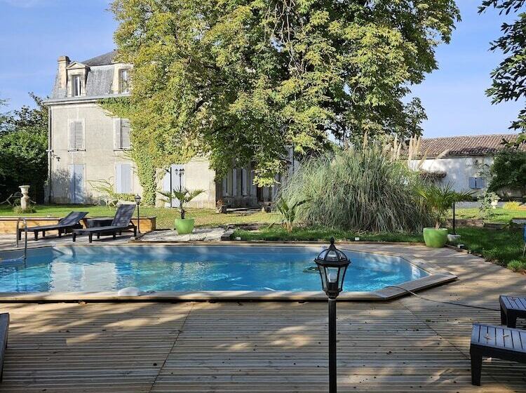 بنسيون Château De Champblanc