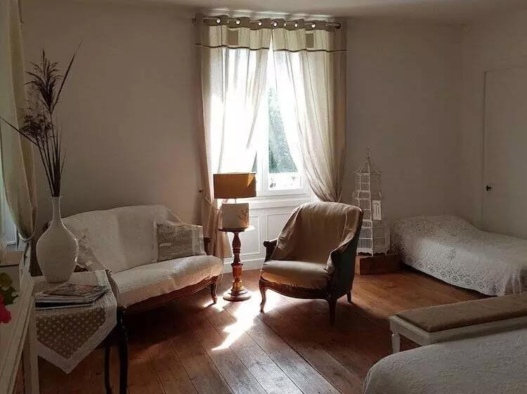 Majatalo Château De Champblanc