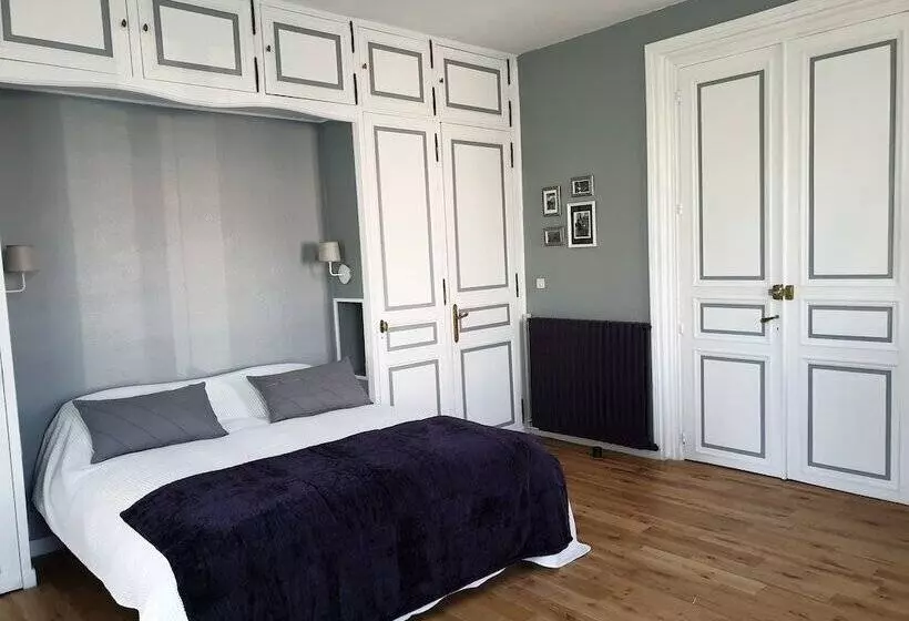 Majatalo Château De Champblanc