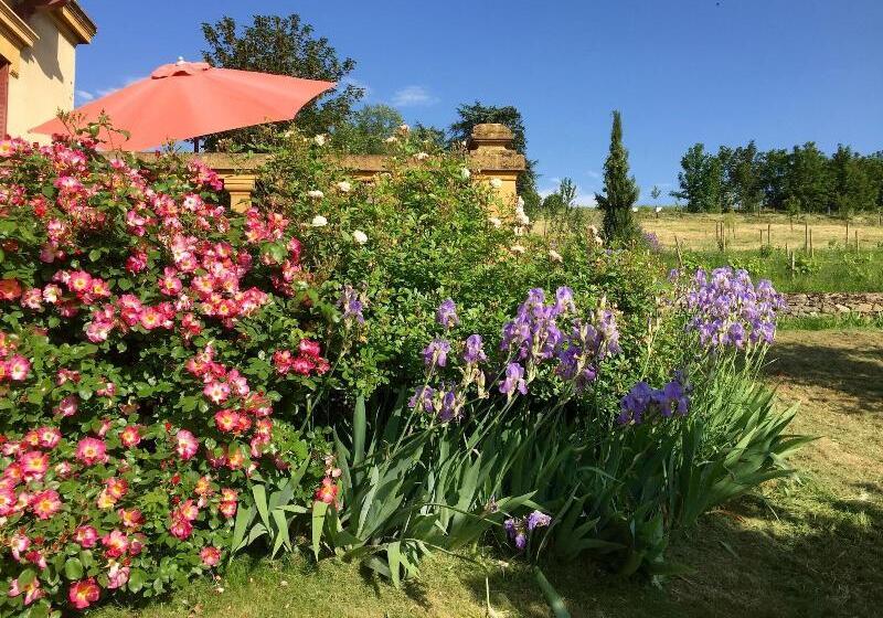 بنسيون La Source Doree