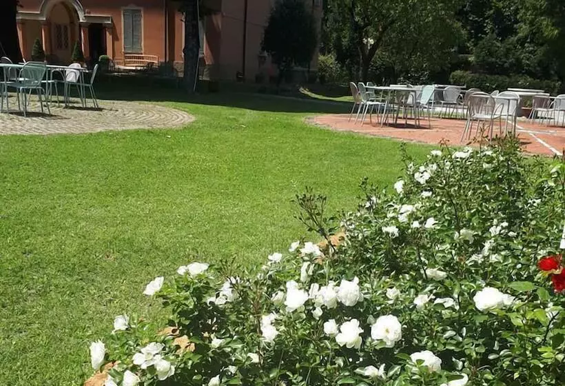 ペンション Mery Bistrot In Villa Bisbini