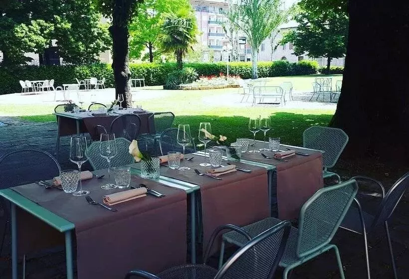 ペンション Mery Bistrot In Villa Bisbini