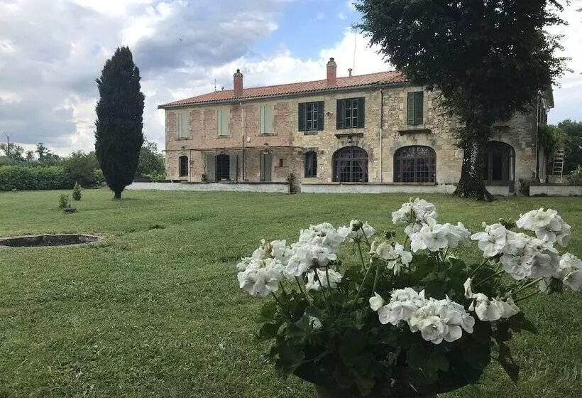 Majatalo Villa 2 Pas Sages