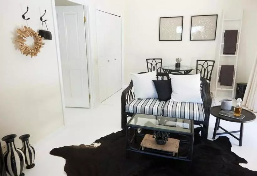 ベッドアンドブレックファースト Arcadian Retreat