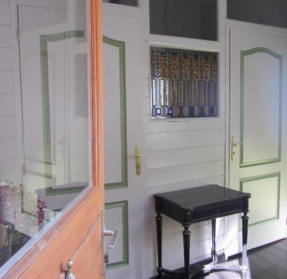 住宿加早餐  La Maison De Natasha