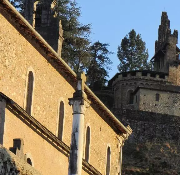 Aamiaismajoitus (B&B) La Maison De Natasha