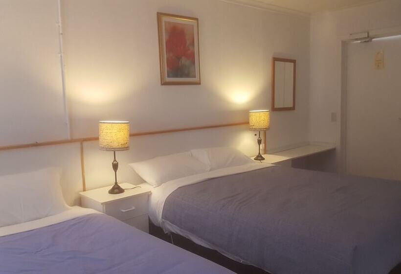 Clunes Motel