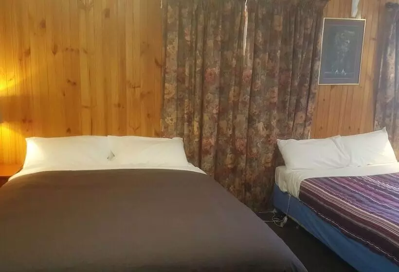 Clunes Motel