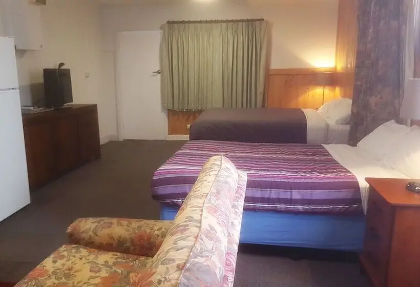 Clunes Motel