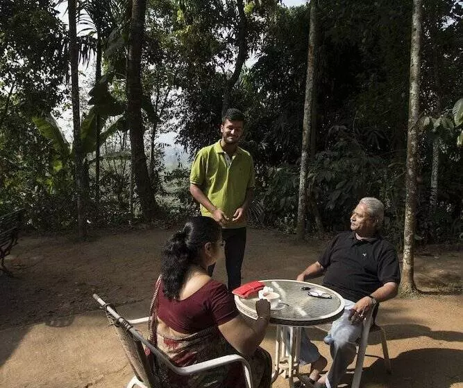 ホテル Grassroots Wayanad, Valley View Tents