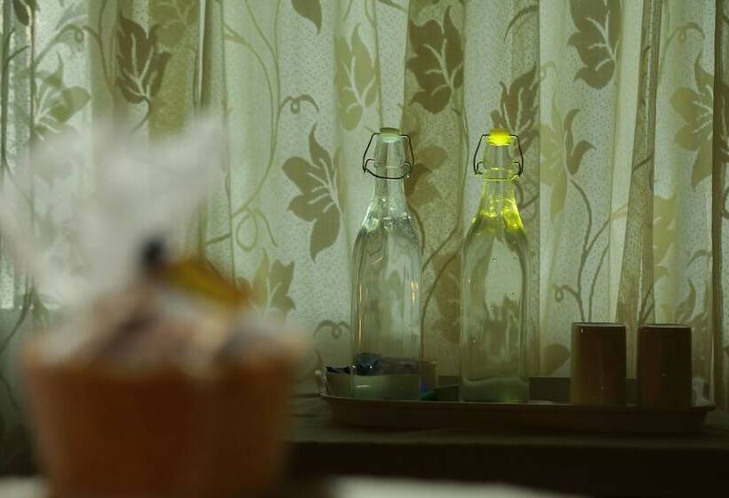 酒店 Grassroots Wayanad, Valley View Tents