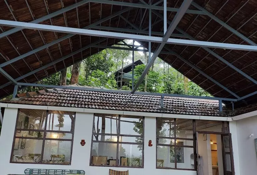 ホテル Grassroots Wayanad, Valley View Tents